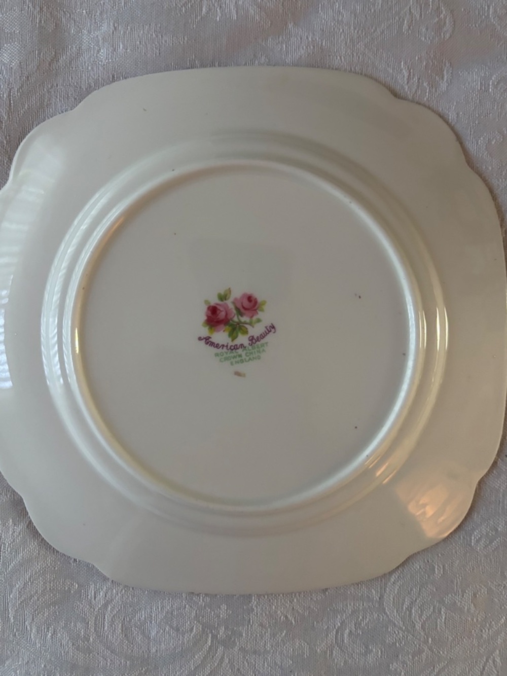 Royal Albert American Beauty Luncheon Set - Picture 6 of 6